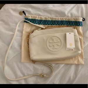 Authentic Tory Burch New Ivory crossbody purse